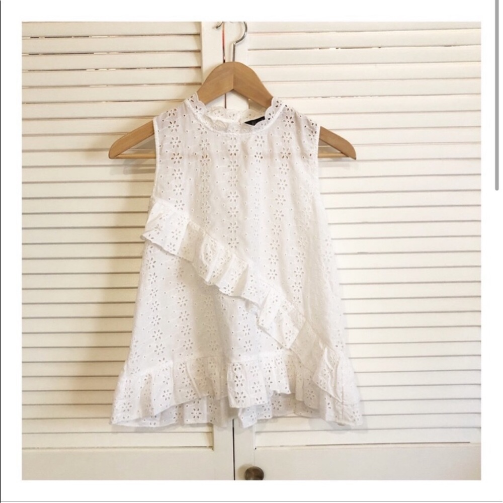 Zara White Eyelet Sleeveless Blouse